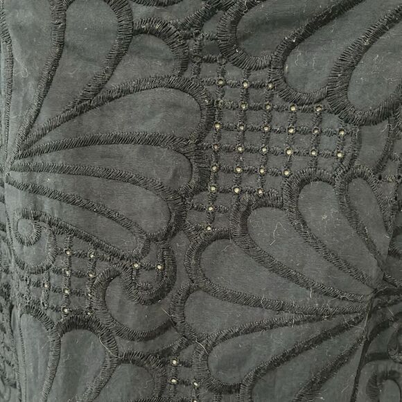 LILLY PULITZER A Dollop of Scallop Eyelet Sarafina Shift Dress, Navy, Size 2 - Picture 7 of 13